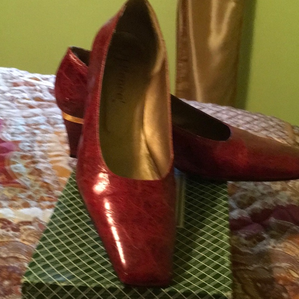 Women’s Shoes